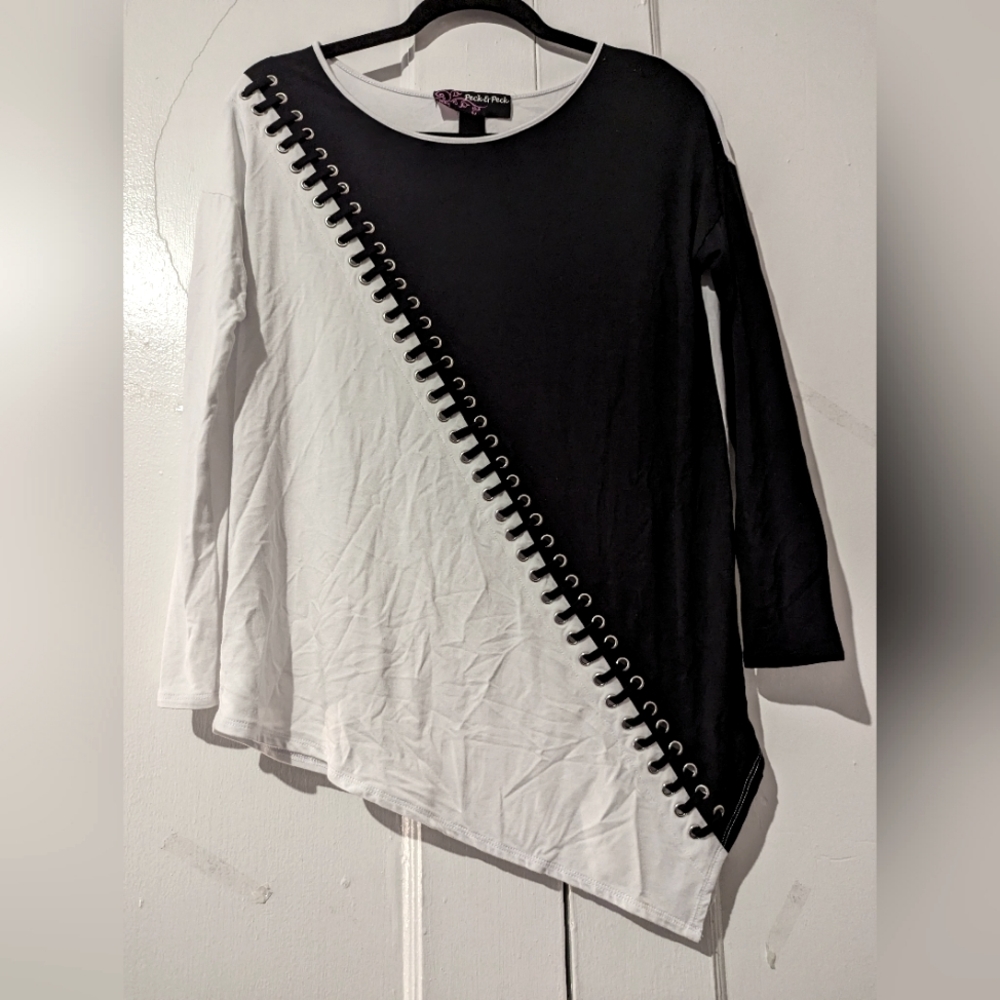 Peck & Peck Womens Shoe Lace Embellished Scoop Neck Lng Sleeve Shirt sz S